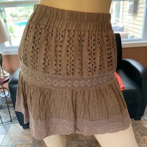 brown skirt